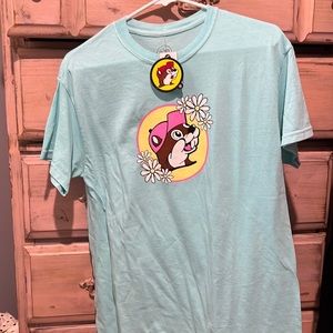 Buccee’s NWT Spring T-shirt